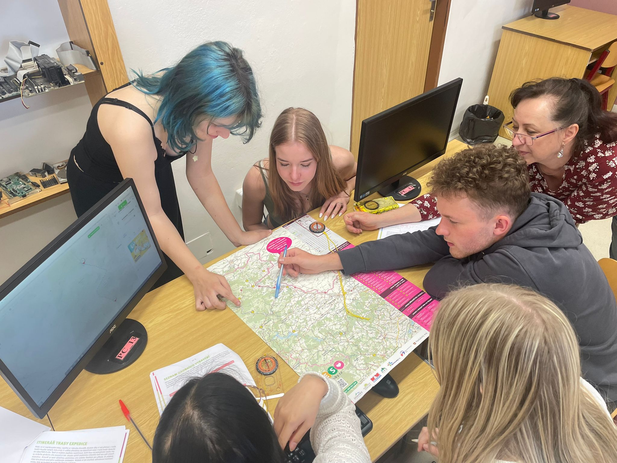 žáci učitel příprava na expedici DofE