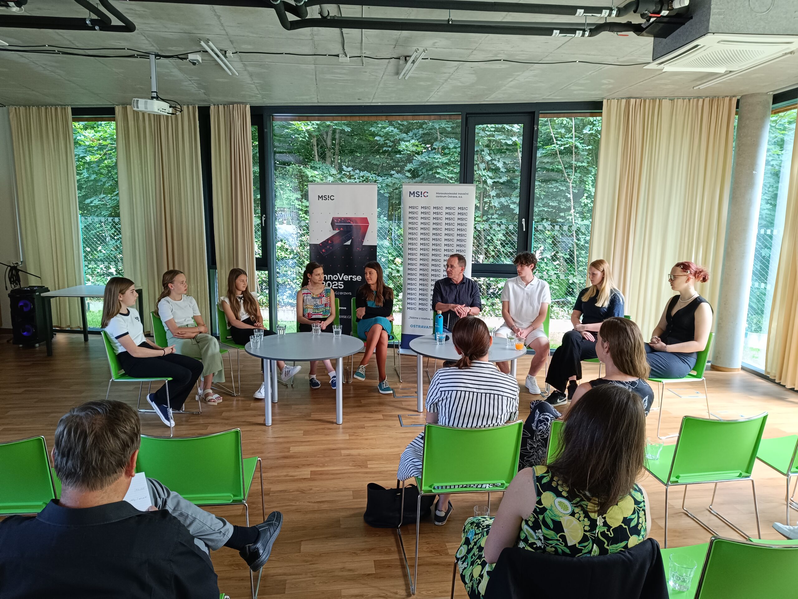 seminář klima školy ostrava žáci diskuze odborníci