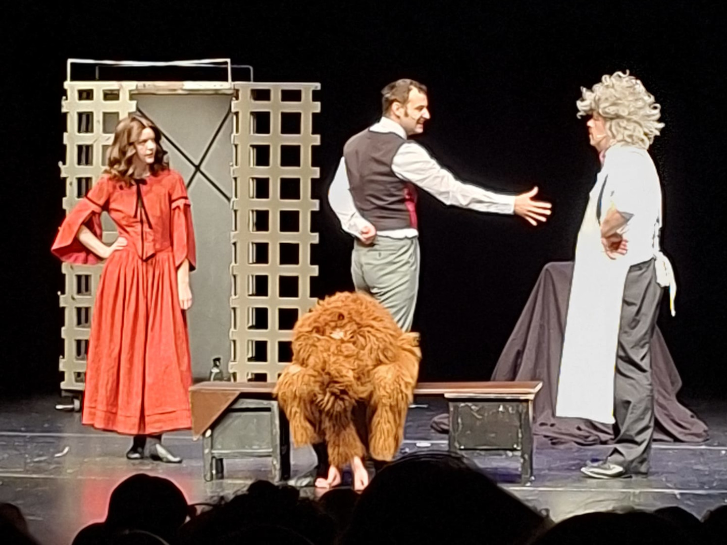 divadlo v Ostravě v angličtině