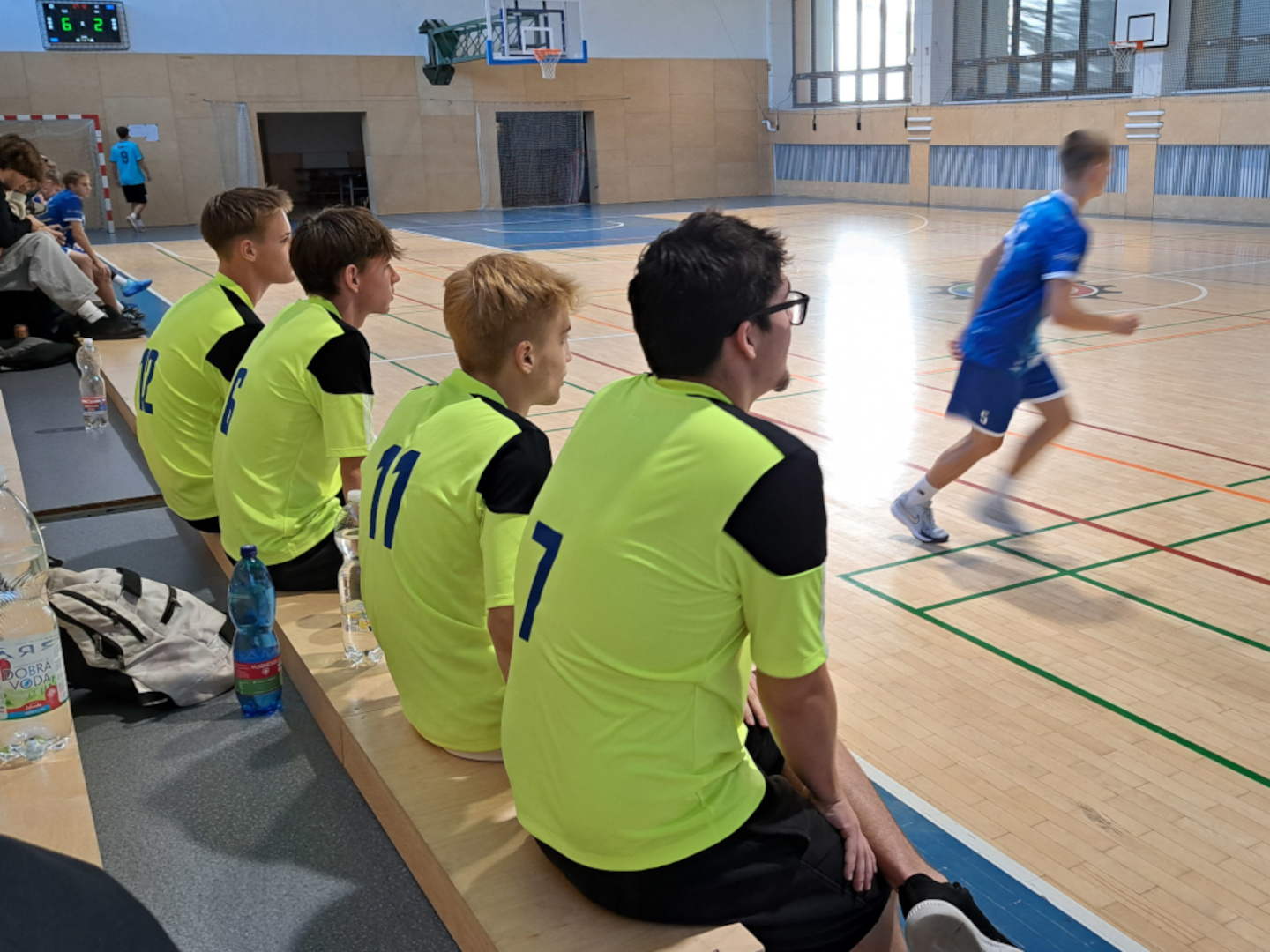 tělocvična žáci sport turnaj basketbal hoši