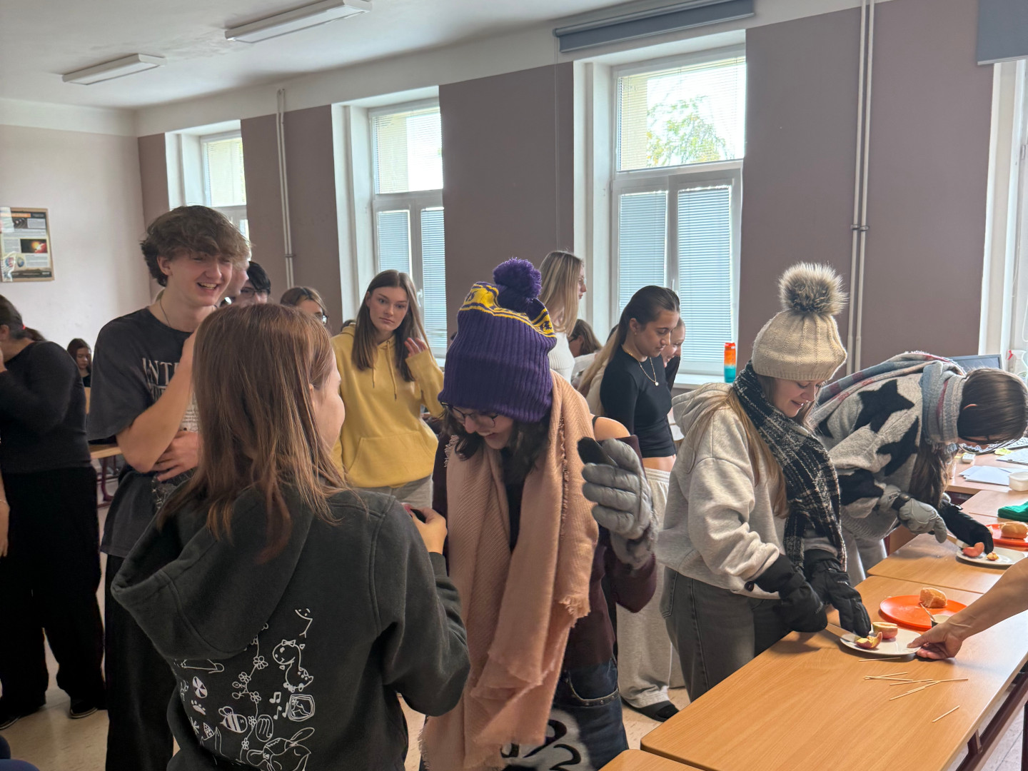 třídnická hodina třídní učitel žáci psycholožka tvoříme tým zábava poznání učení se