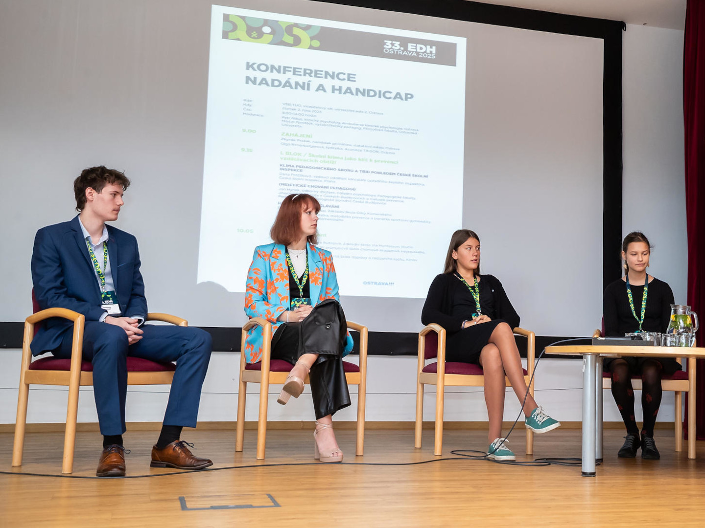 žák 2. ročníku na krajské konferenci EDH 2025