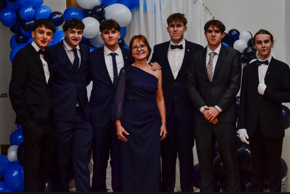 ples maturantů v Úvalně