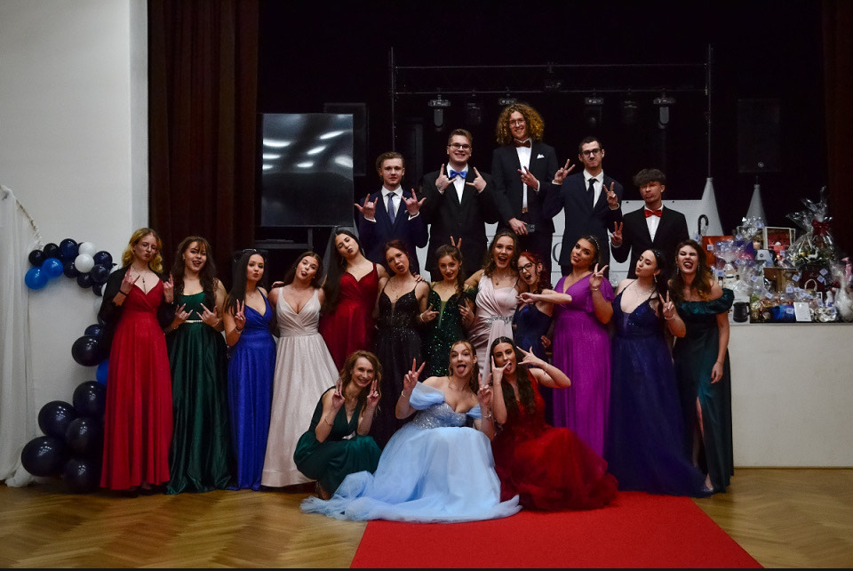 ples maturantů v Úvalně